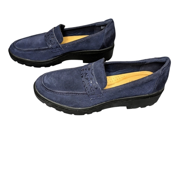 CLARKS FASHIONABLE ON TREND SUEDE CHUNKY NAVY BLUE LOAFERS WOMEN'S SZ 11 - Picture 3 of 9